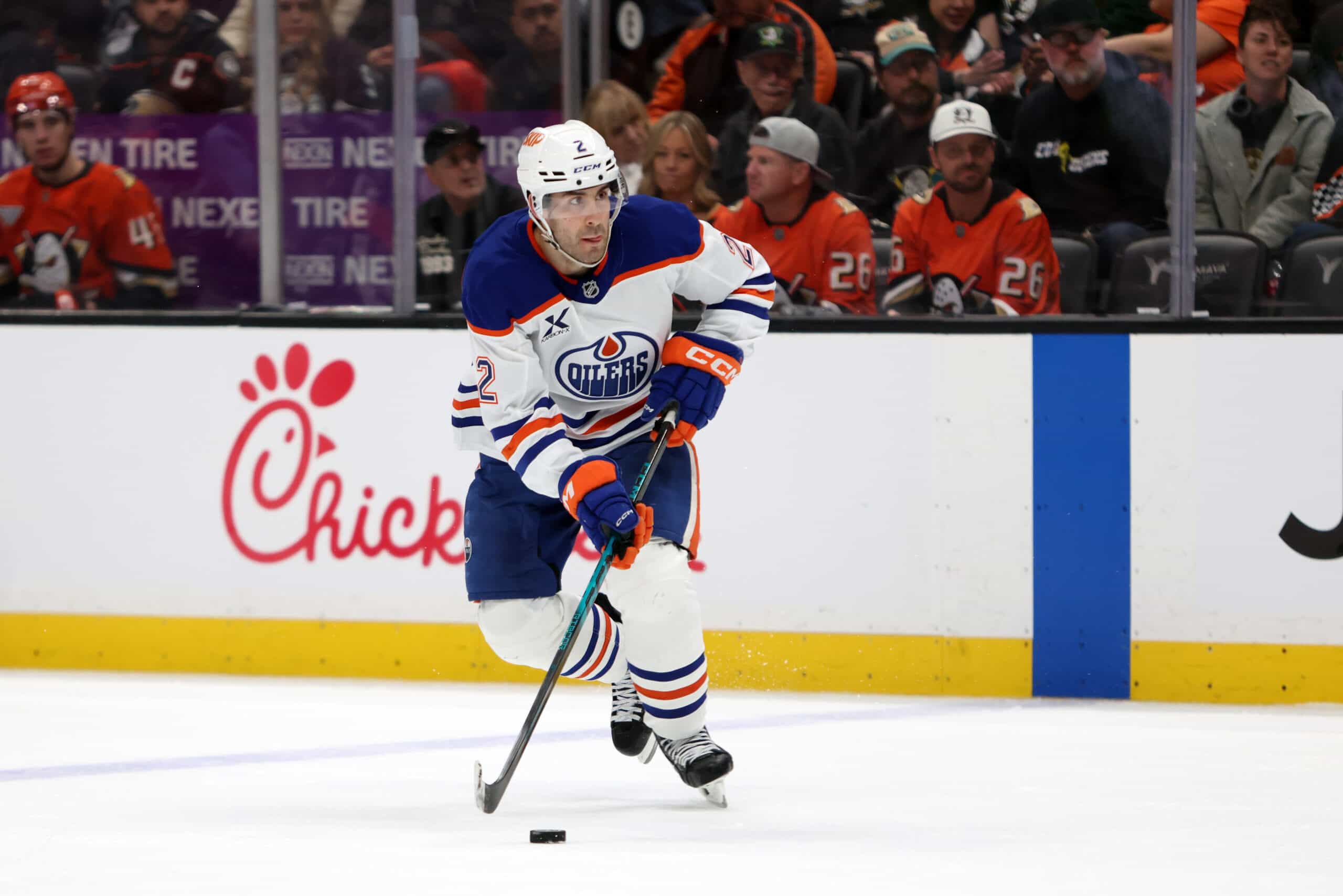 Edmonton Oilers Evan Bouchard