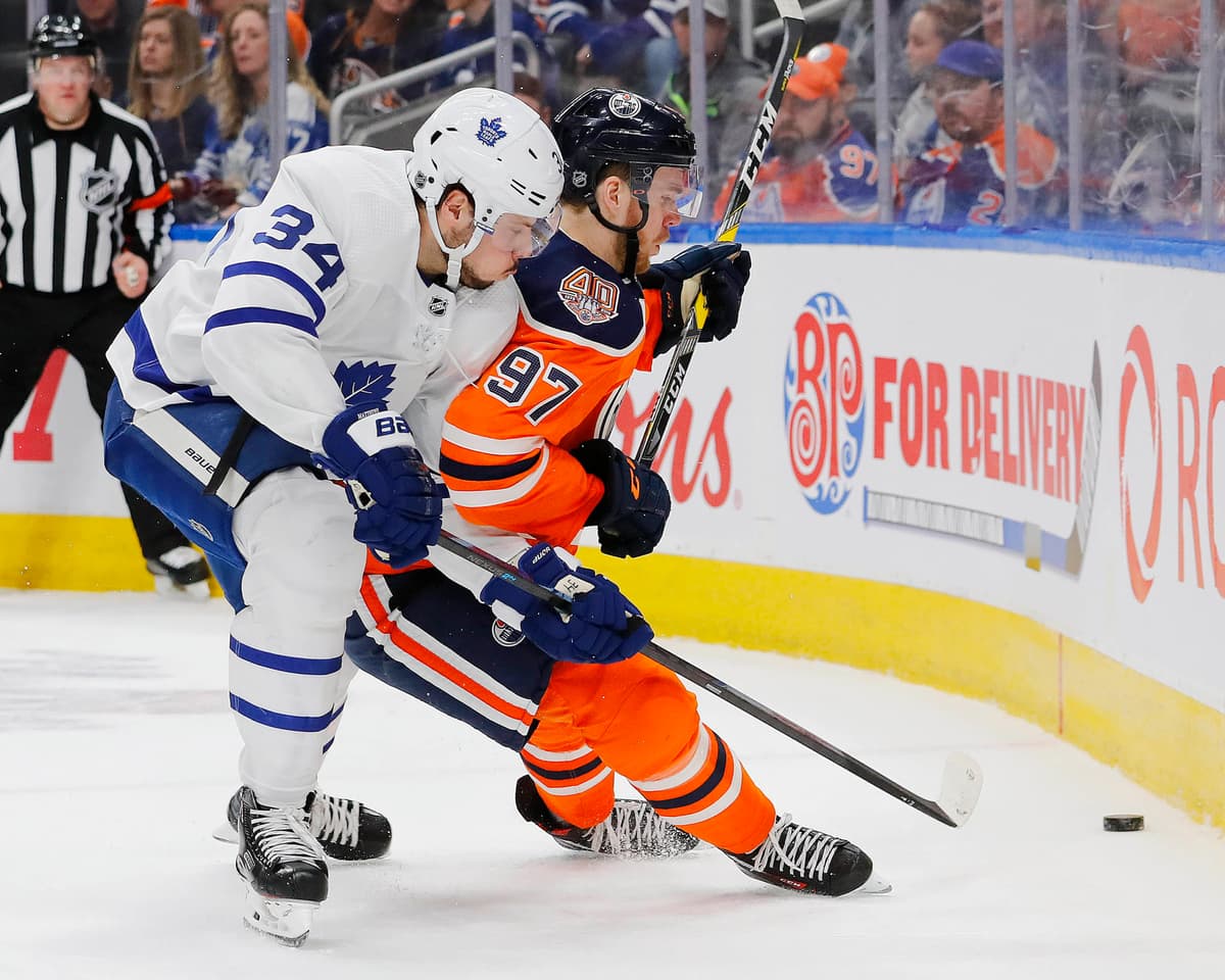 Connor McDavid, Auston Matthews skating together ahead of 2020-21 ...