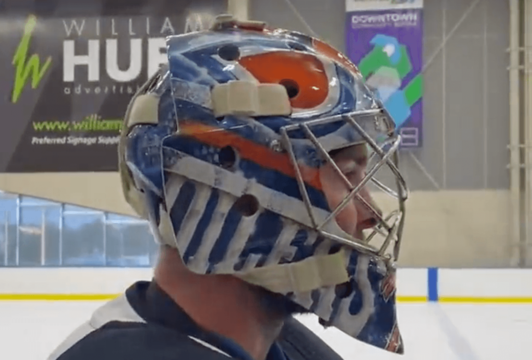 Oilers reveal Jack Campbell’s new goalie mask and pads