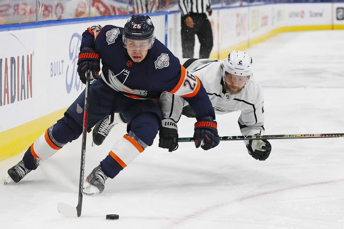 Mattias Janmark elevated to top line at Oilers practice