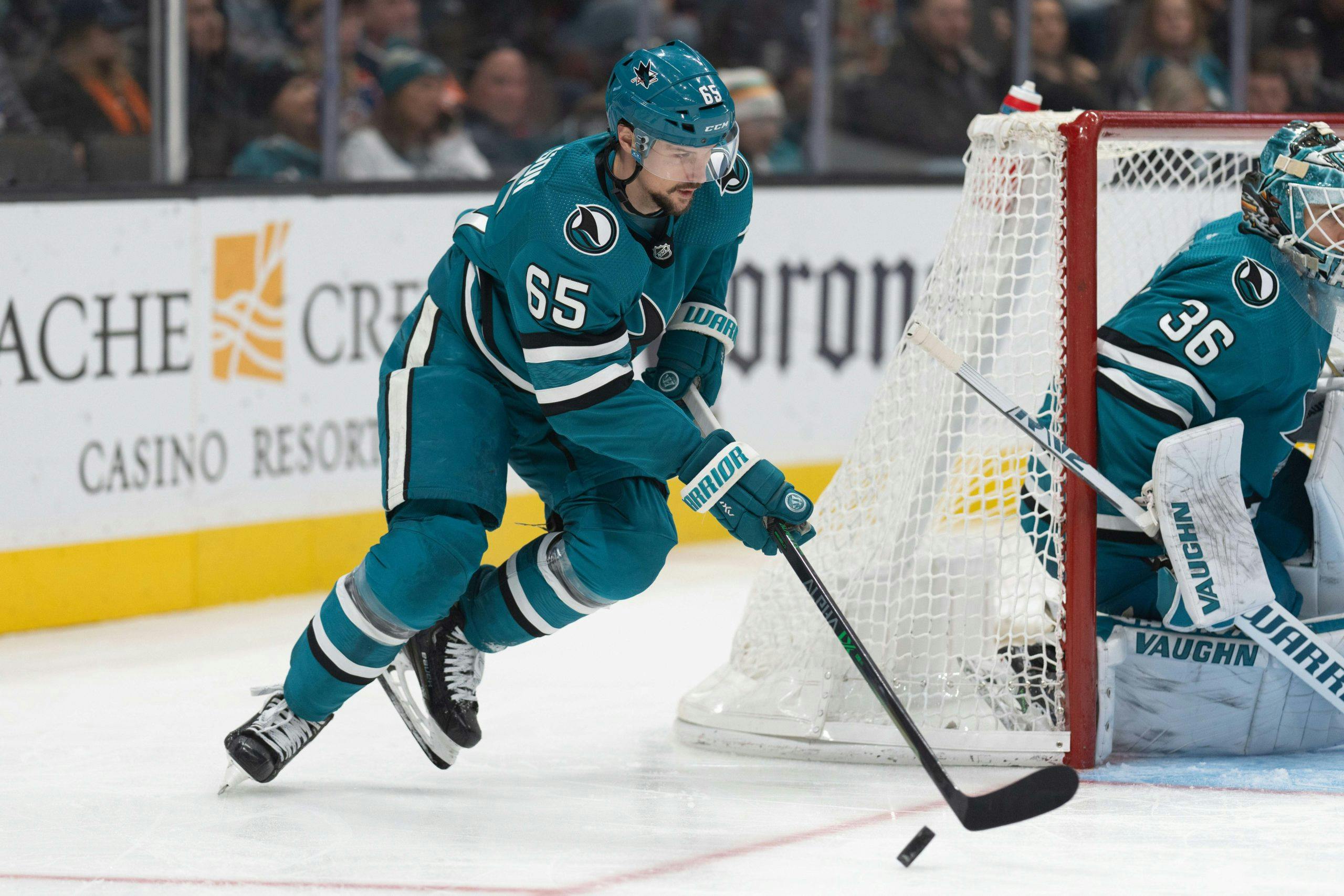 Vancouver Canucks should be third team in an Erik Karlsson trade