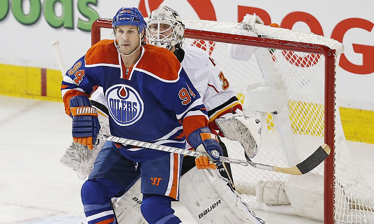 Edmonton Oilers - Ryan Smyth celebrating one of the earlier of his 372  career NHL goals.