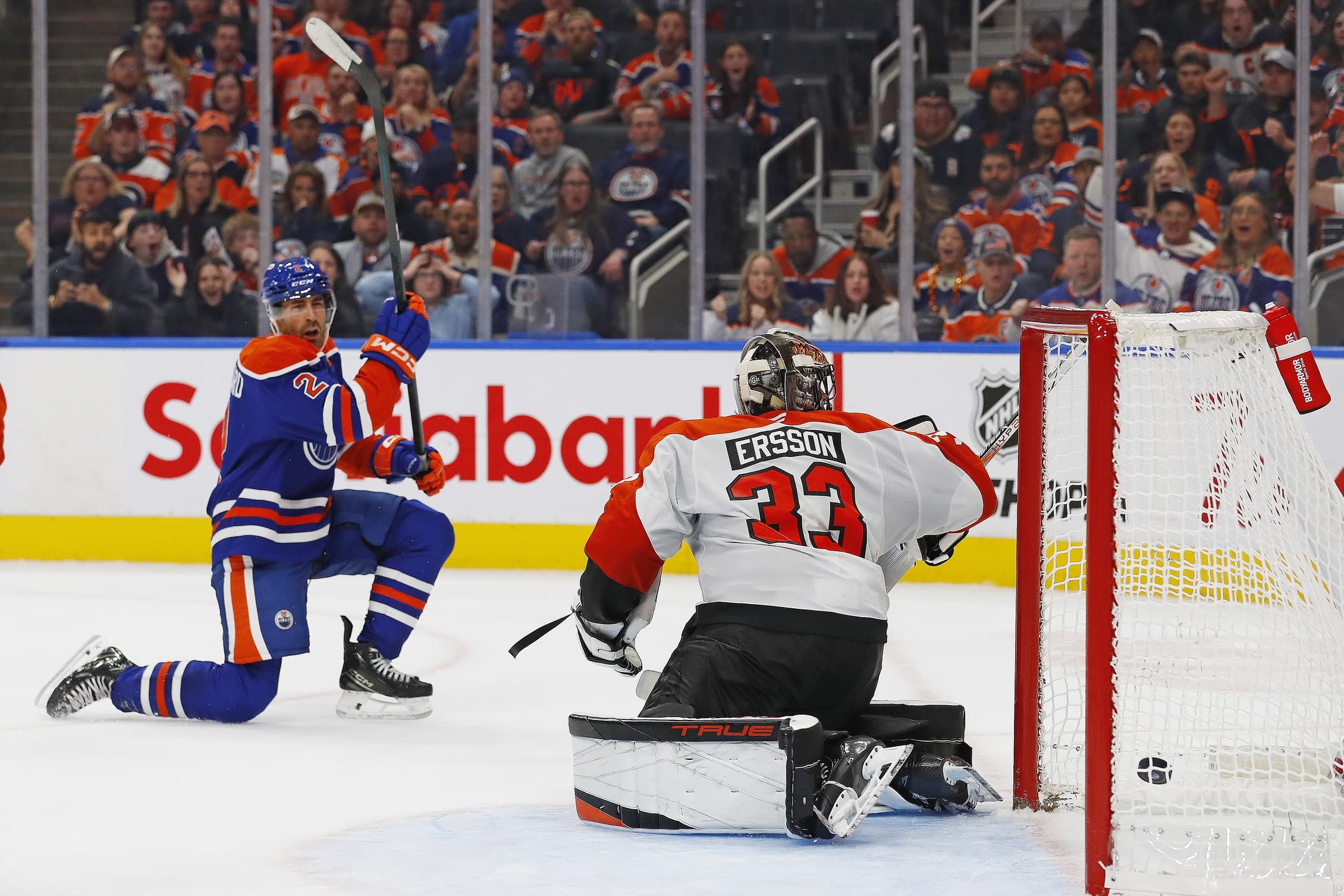 Edmonton Oilers Evan Bouchard goal Philadelphia Flyers