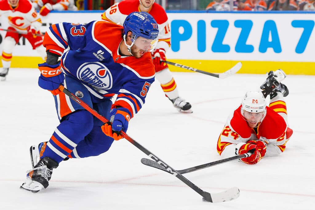 Edmonton Oilers Issac Howard