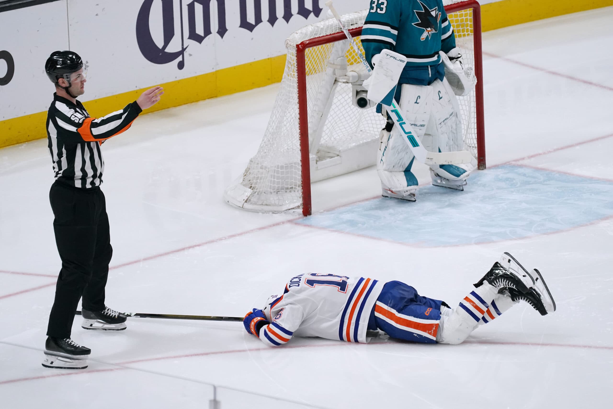 Edmonton Oilers Jason Dickinson