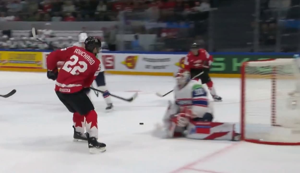 Evan Bouchard Canada World Championship