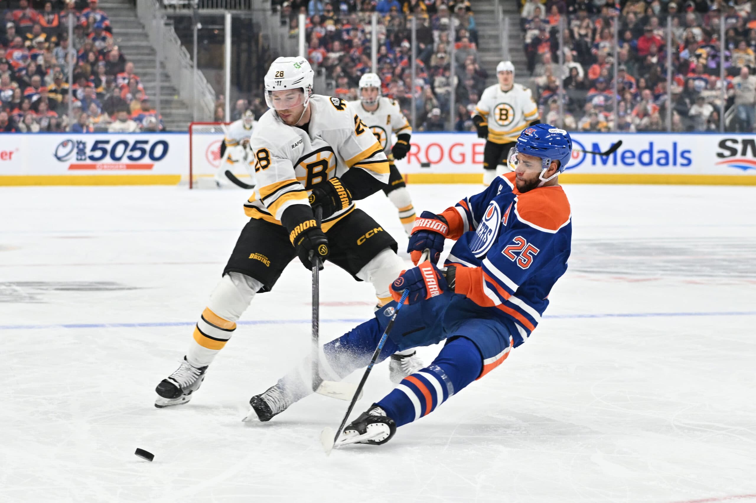 Edmonton Oilers Boston Bruins Darnell Nurse Elias Lindholm