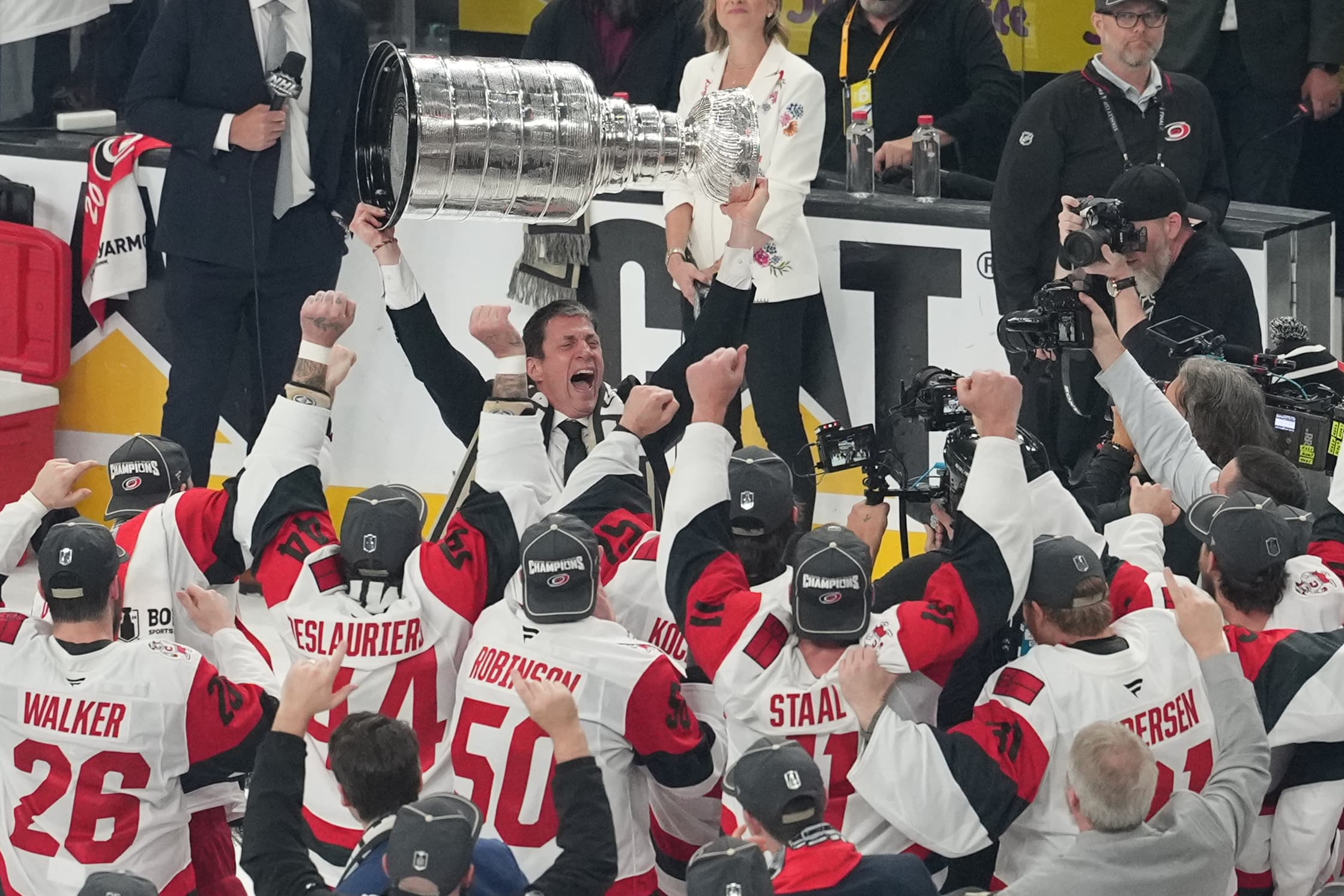 Carolina Hurricanes Rod Brind'Amour Stanley Cup