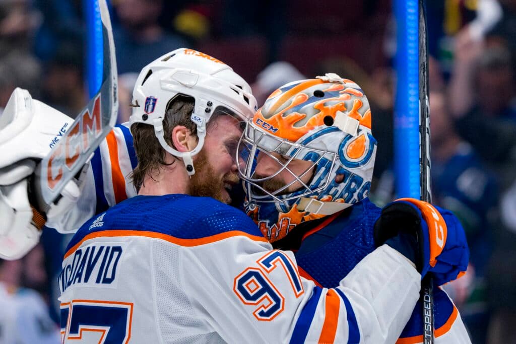 Edmonton Oilers Connor McDavid Stuart Skinner