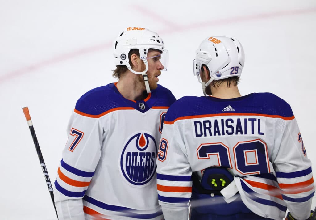 Edmonton Oilers Connor McDavid Leon Draisaitl