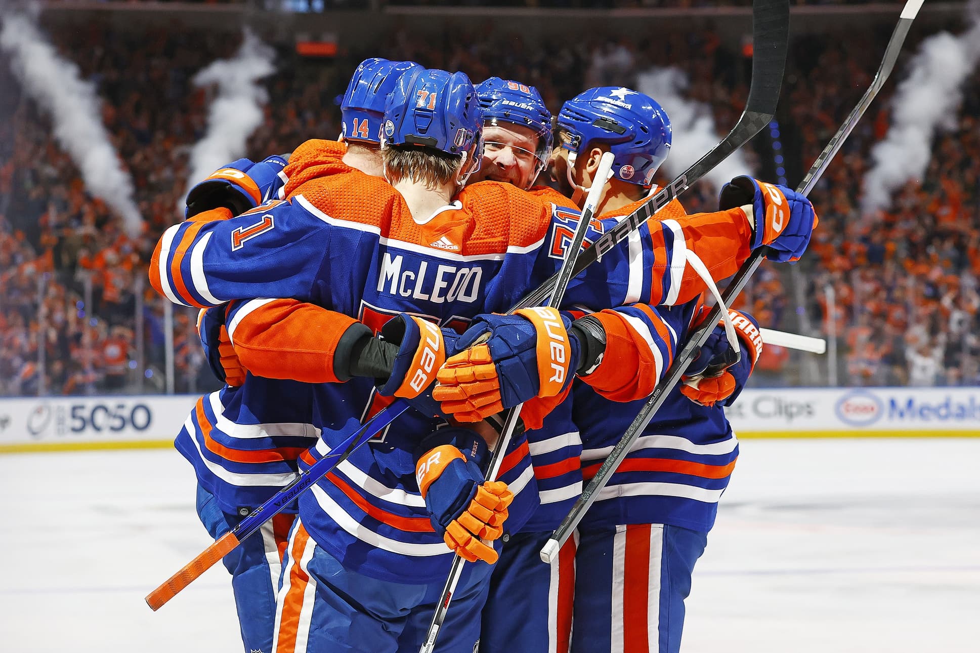 Edmonton Oilers celebrate goal
