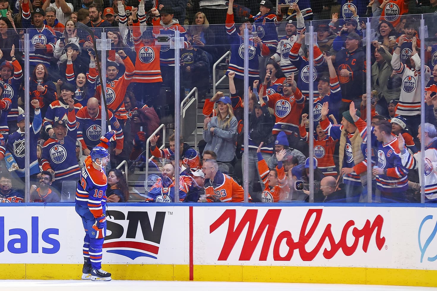 Edmonton Oilers Zach Hyman celebrates goal