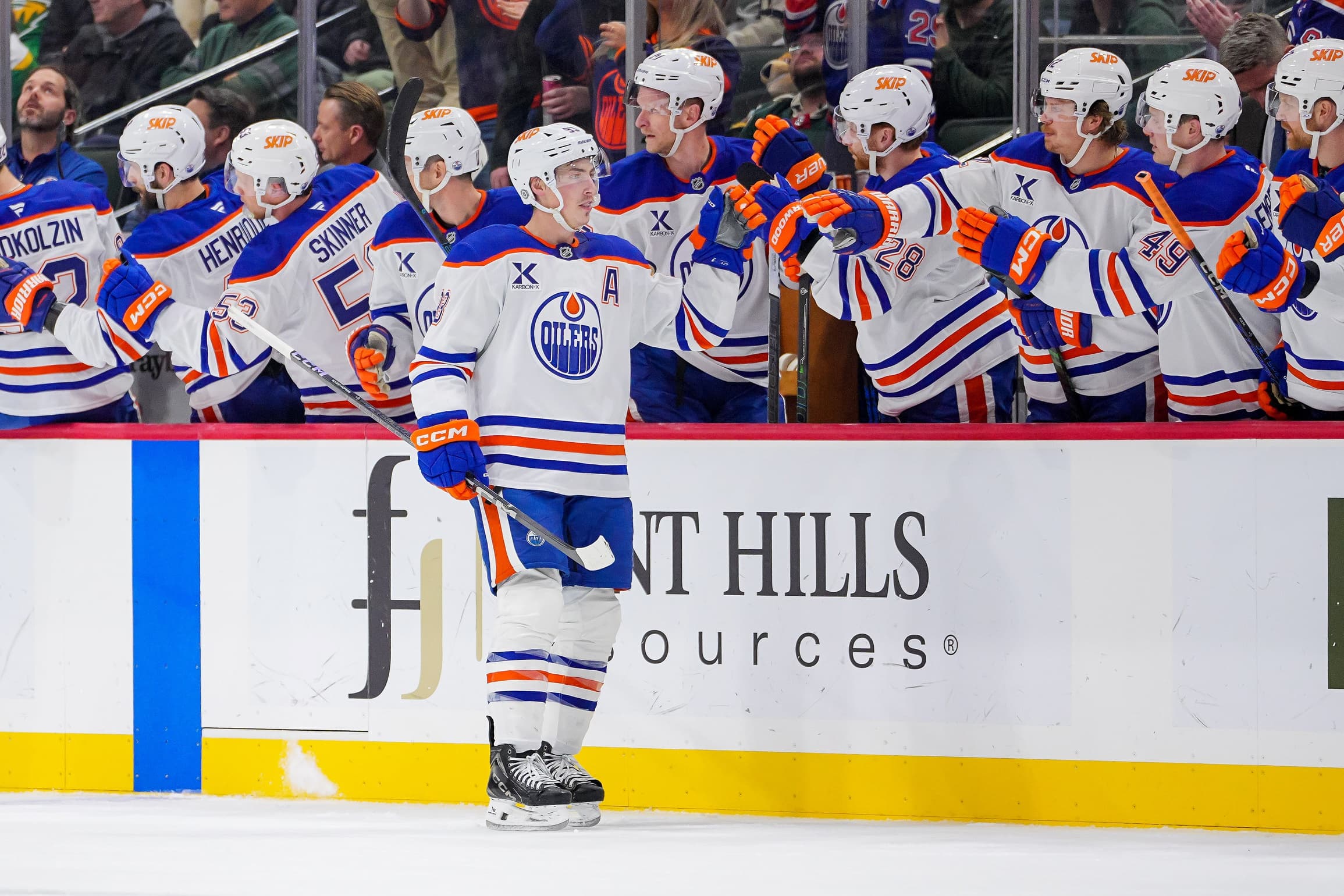 Edmonton Oilers Ryan Nugent-Hopkins goal fly by at bench