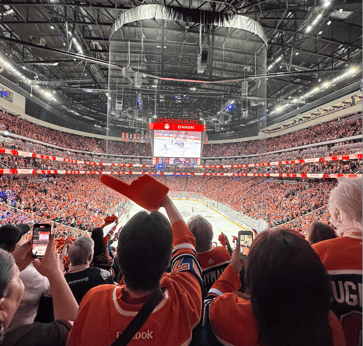 Edmonton Oilers' and Rogers Place crowd celebrates goal in Game 3