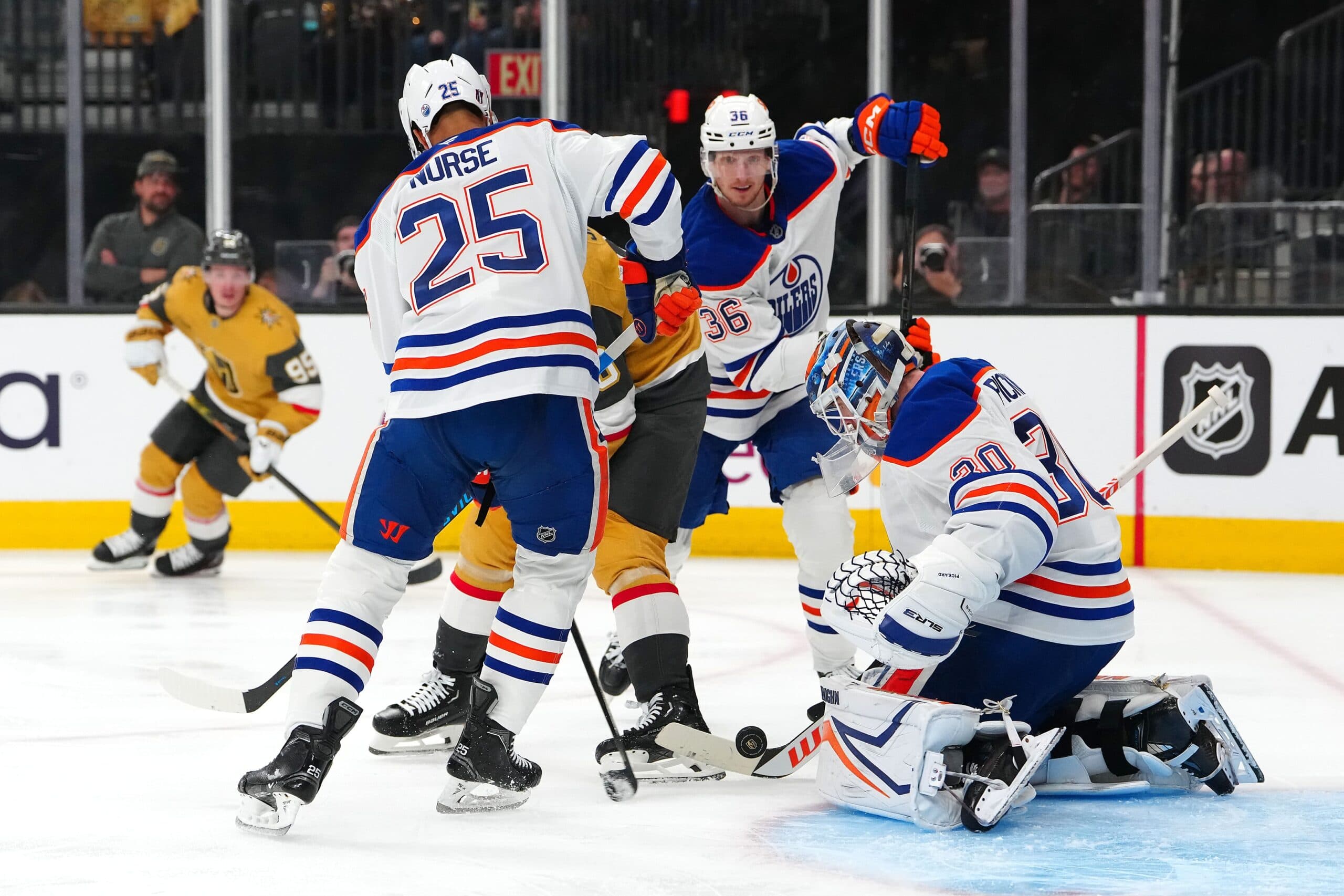 Edmonton Oilers Calvin Pickard save Vegas Golden Knights