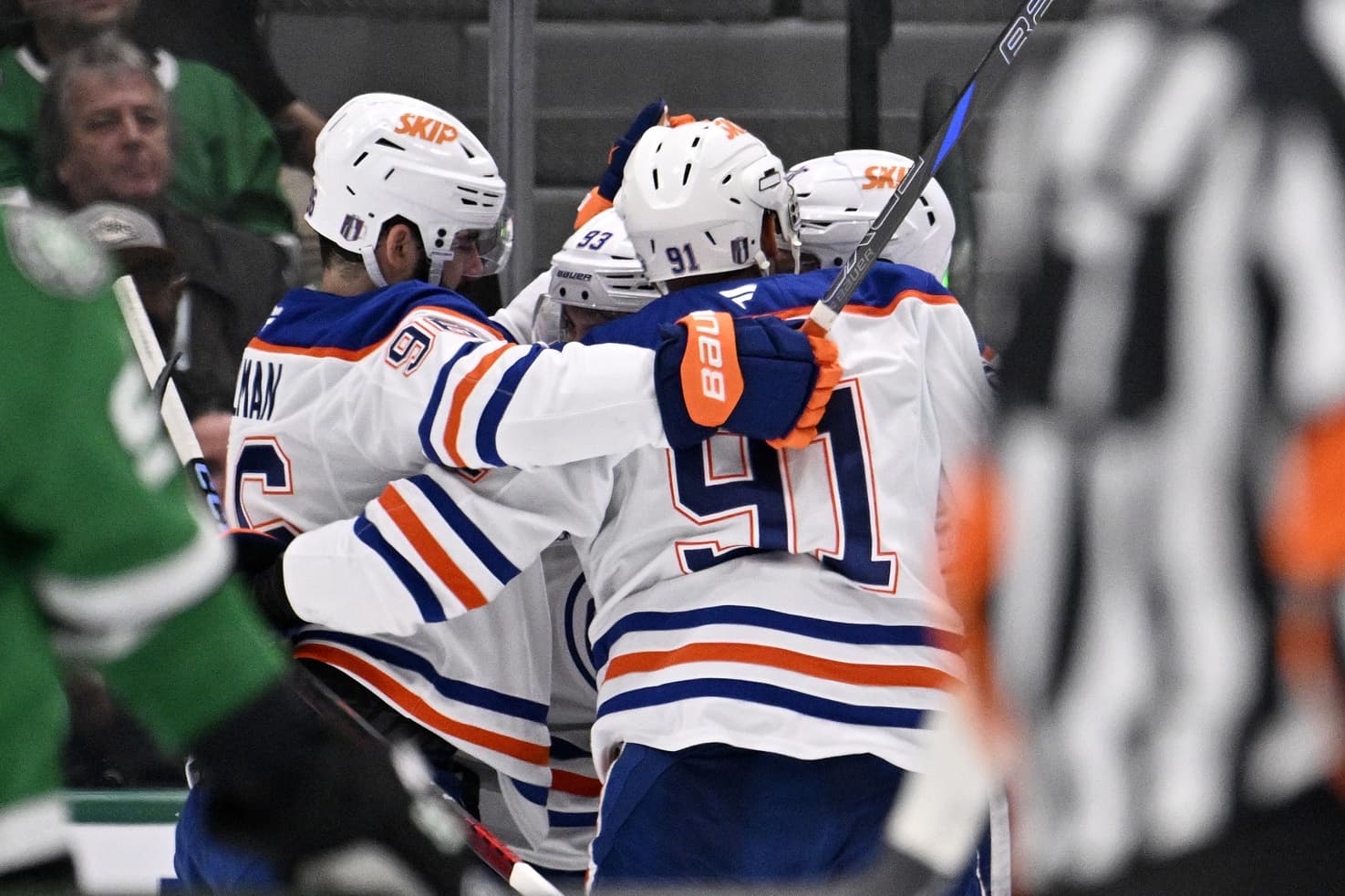 Edmonton Oilers celebrate goal from Ryan Nugent-Hopkins