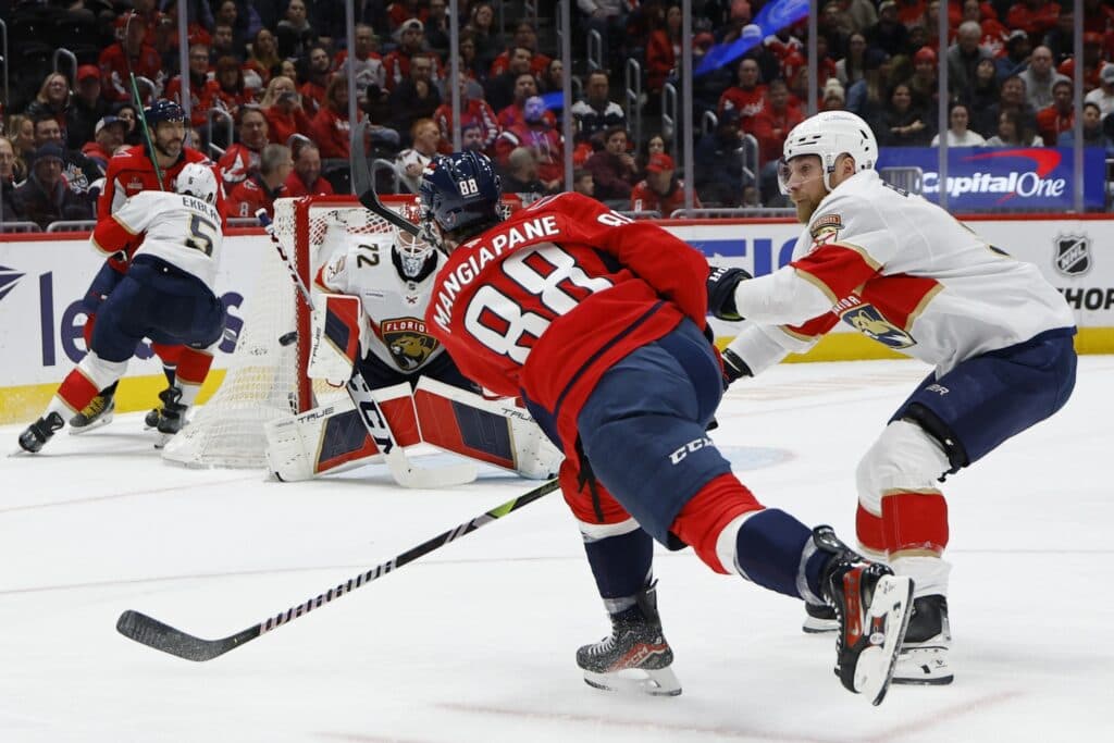 Edmonton Oilers forward Andrew Mangiapane