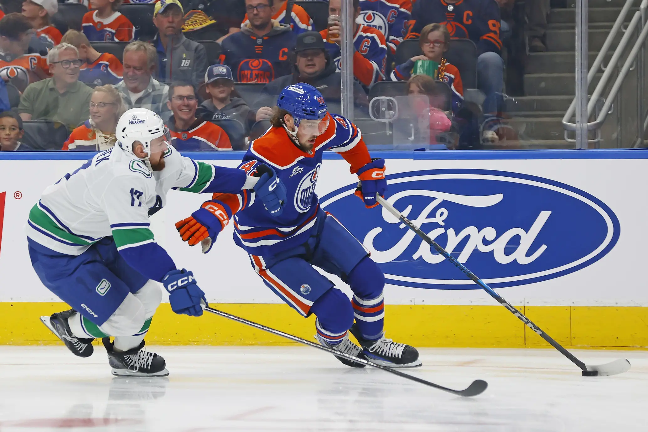 Edmonton Oilers Noah Philp vs Vancouver Canucks