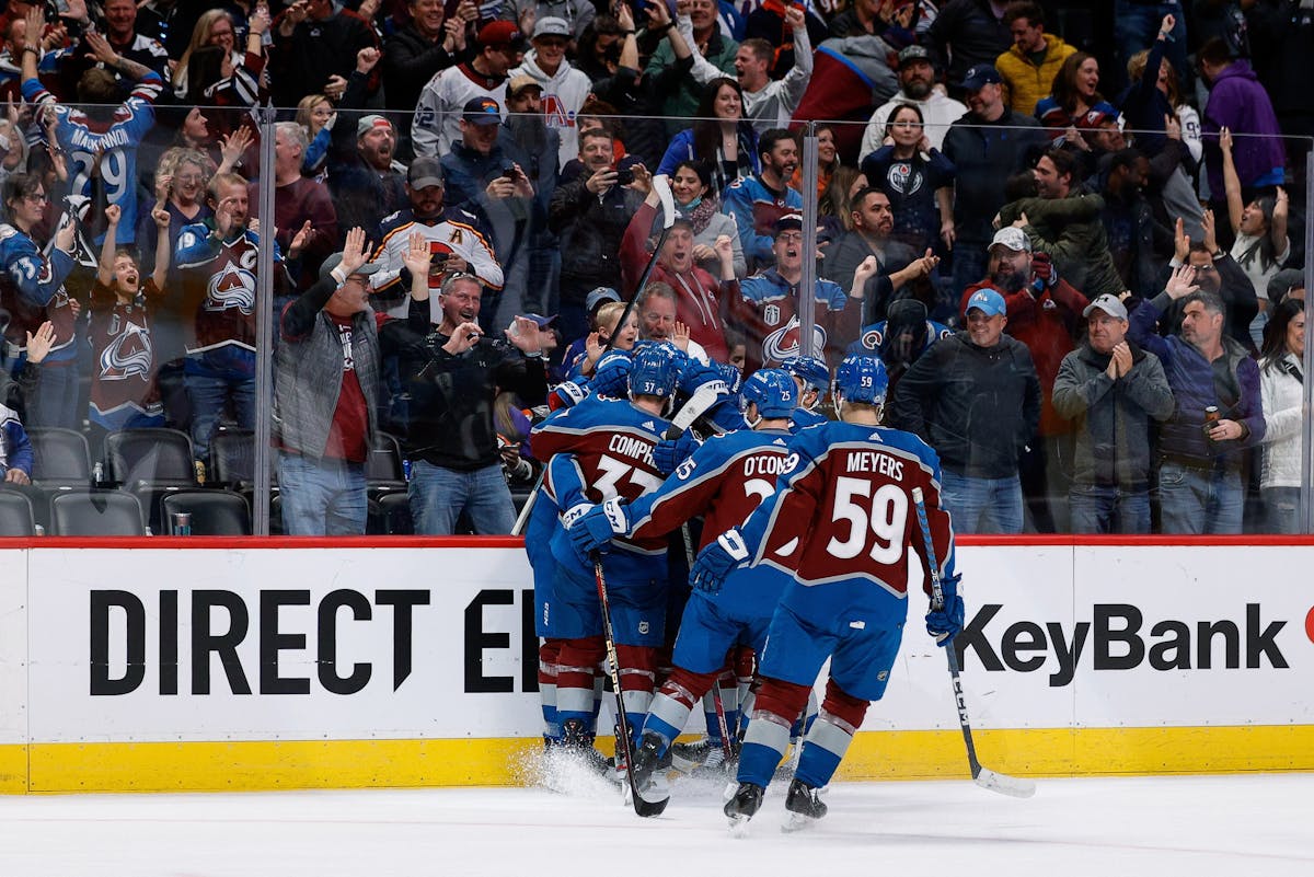The Day After 57.0: Oilers blow three-goal lead for second straight game, fall to Avalanche 6-5 in OT