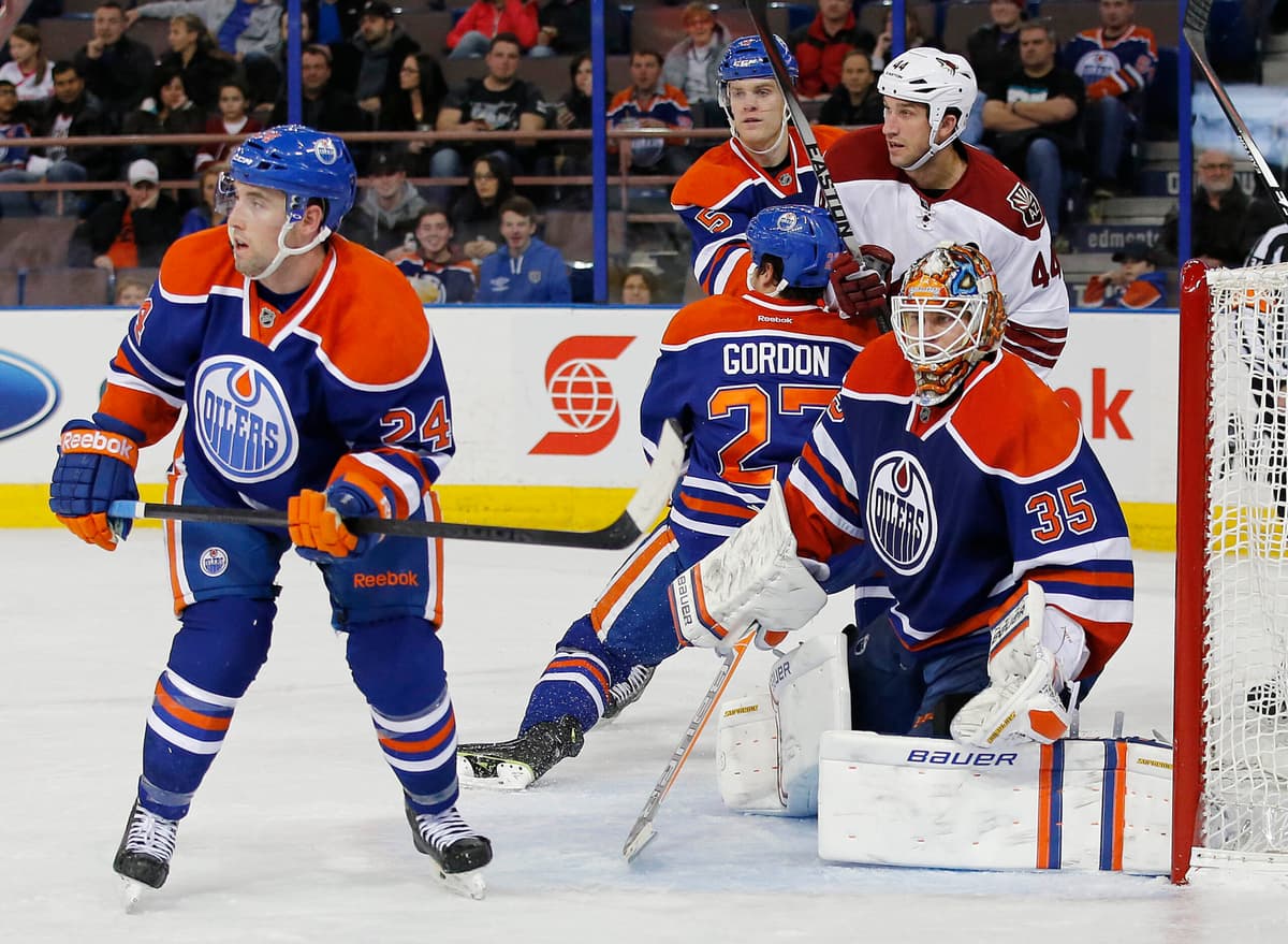 Former Oilers defenceman Brad Hunt announces retirement from professional hockey